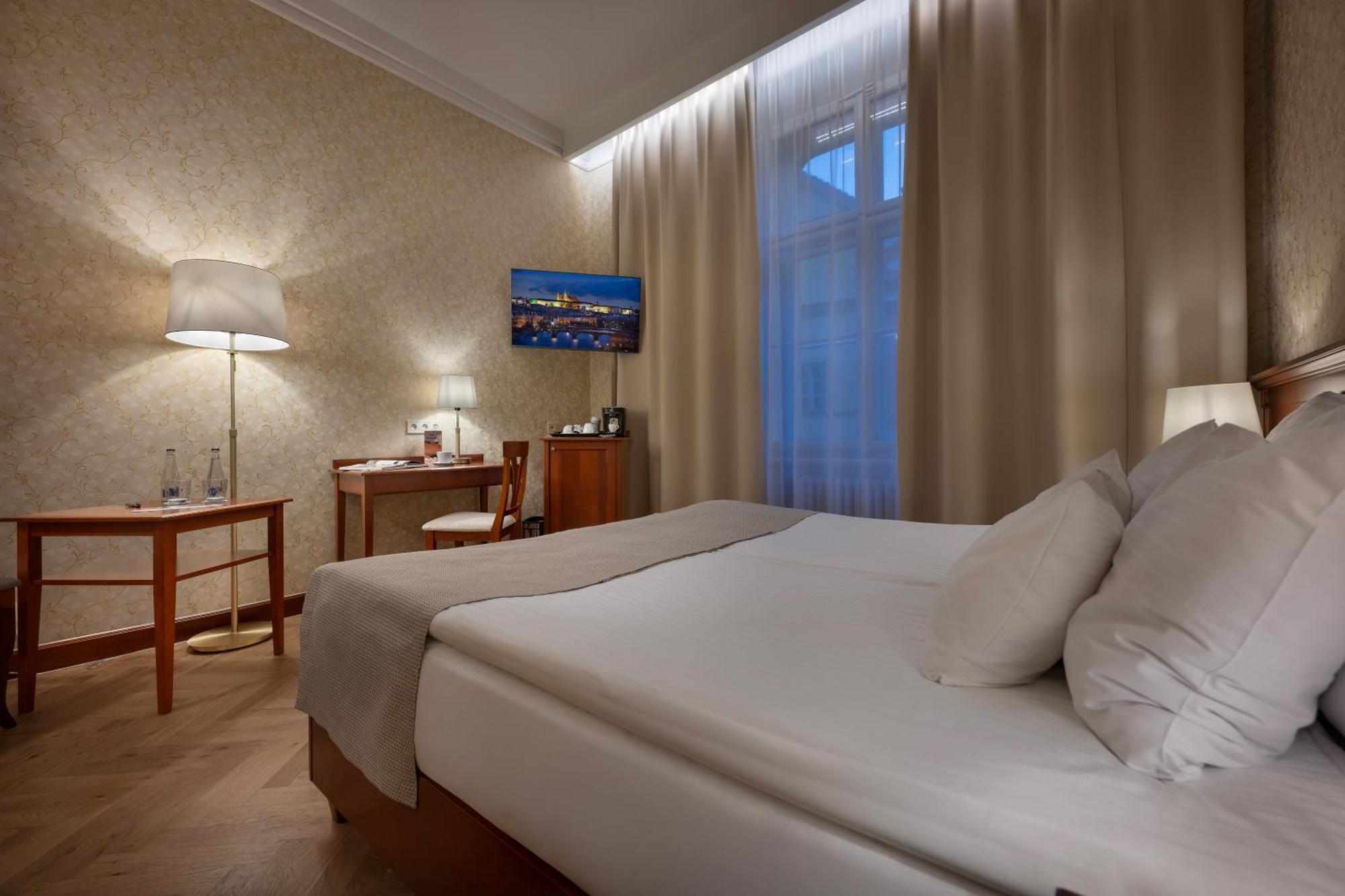 Rott 4* Praga